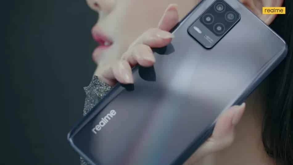 Realme Hız Kesmiyor Yeni Model Yolda: Realme C30!