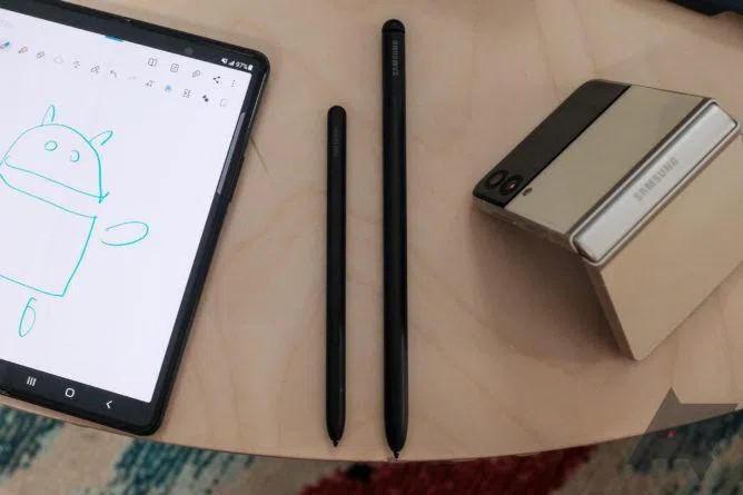 Galaxy Z Fold 3