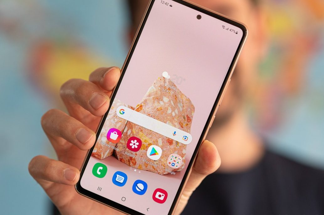 Samsung Galaxy A Serisi Bir Kamera Sensörüne Veda Edebilir!